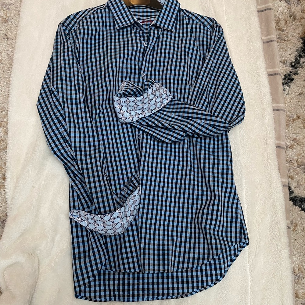 Robert Graham Men's Long Sleeve Shirt in Excellent Condition-Classic Fit
